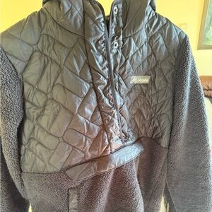 Columbia fuzzy jacket